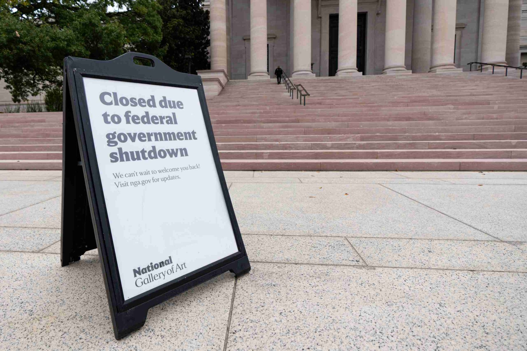 judge blocks trump from firing federal workers during shutdown