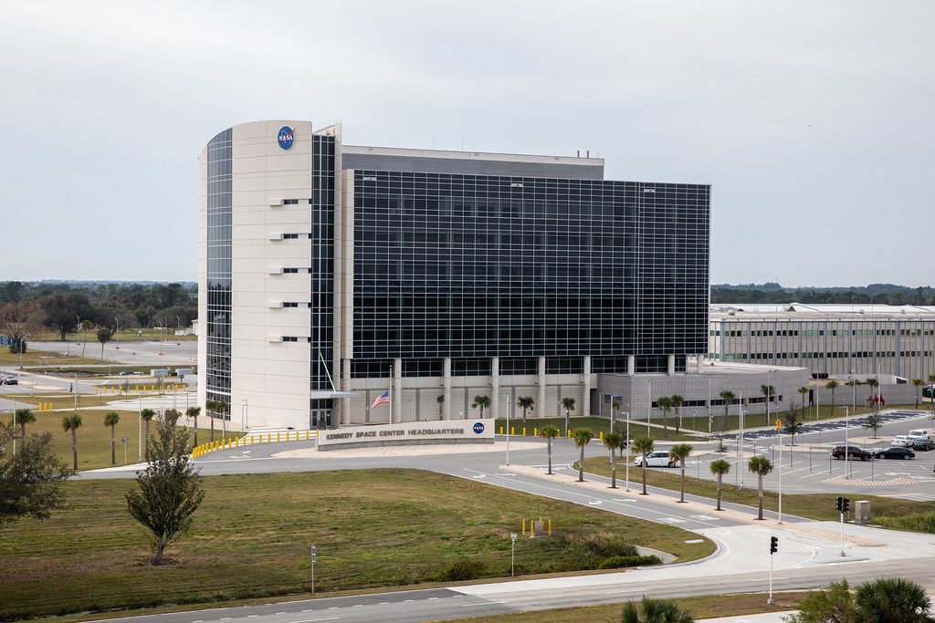 nasa’s jet propulsion laboratory to cut 550 jobs