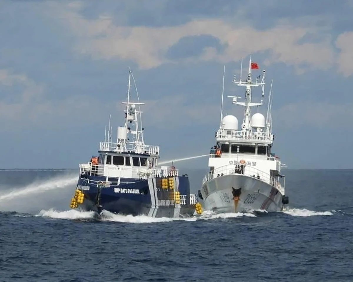 philippines accuses china of ramming vessel near disputed island