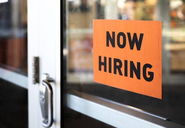 Job ad numbers climb 1% over four months