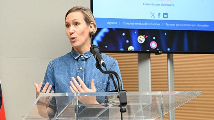 french mps back under 15 social media ban