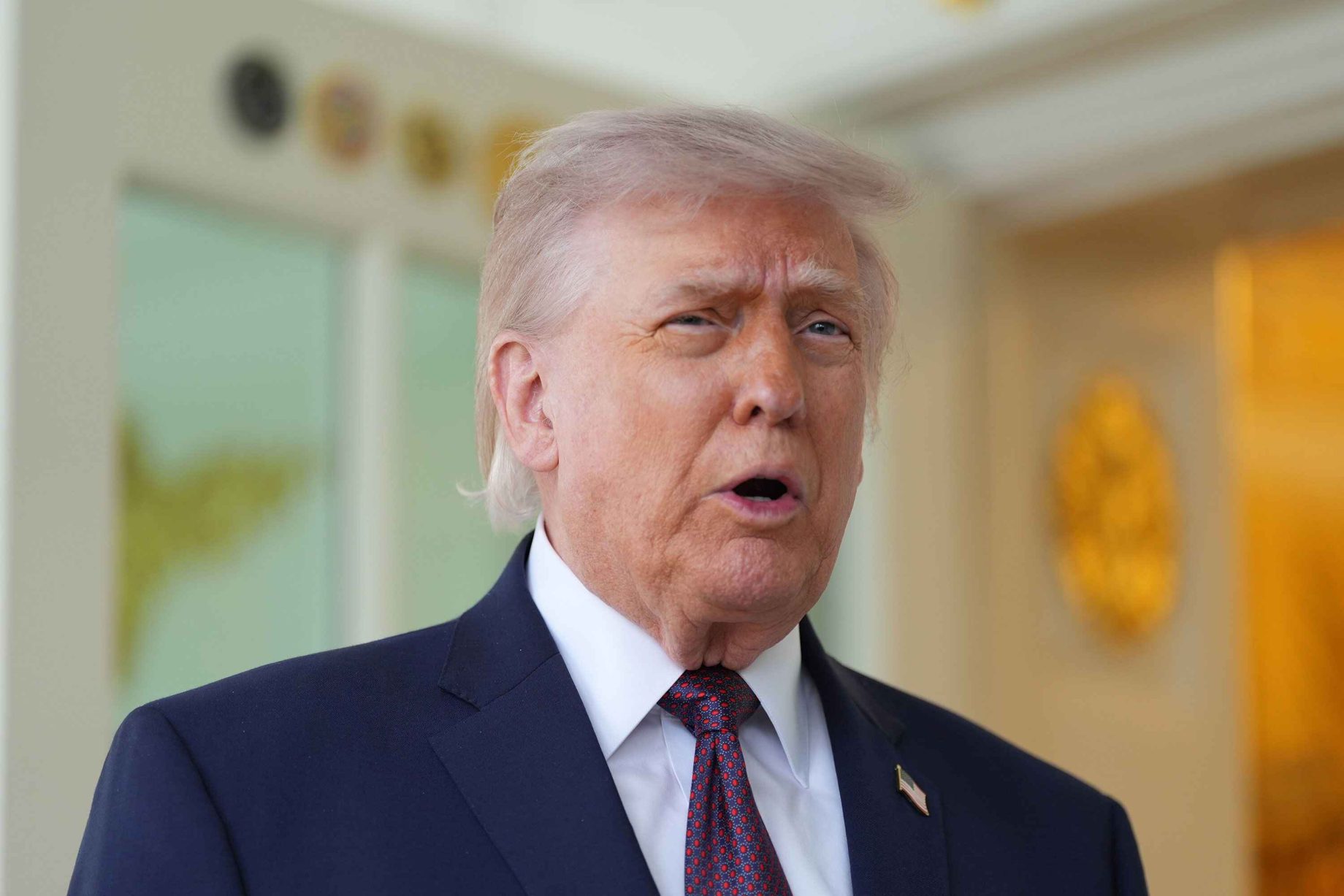 trump eyes iran talks revival amid us port blockade