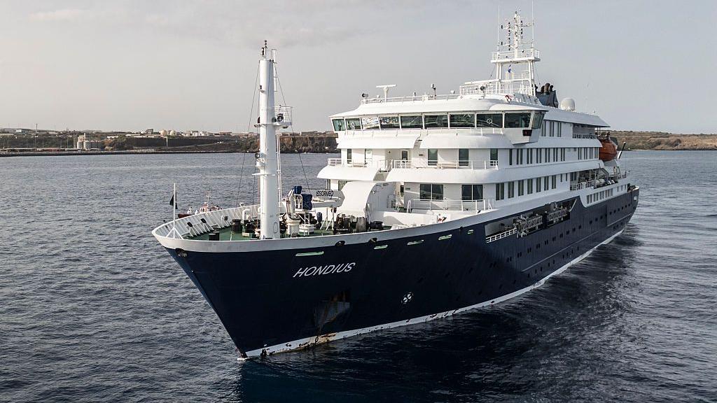 last passengers leave cruise ship linked to hantavirus outbreak