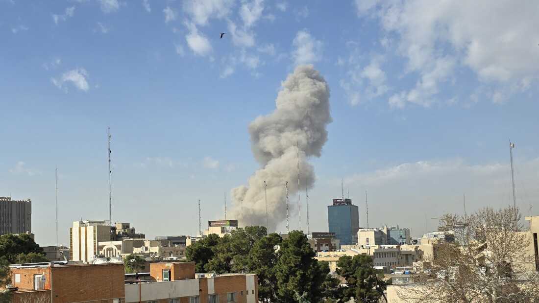 us launches fresh strikes in southern iran