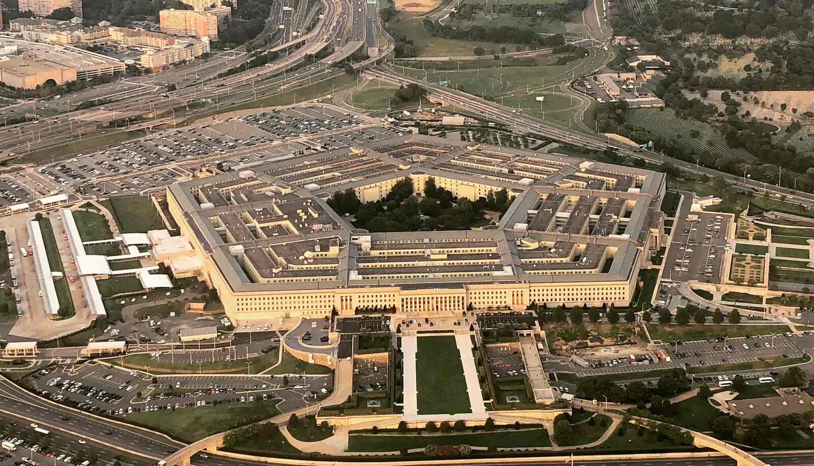 china criticises pentagon move against major tech firms