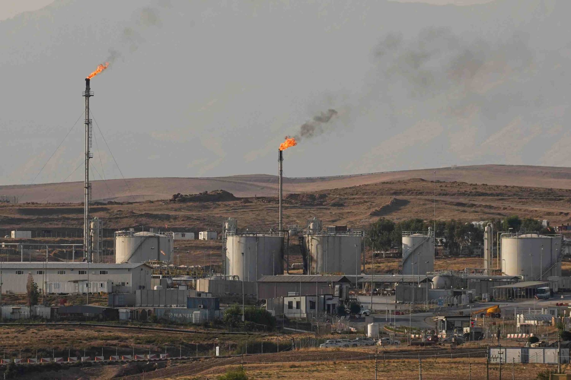 oil prices rise after iran fires missiles at israel