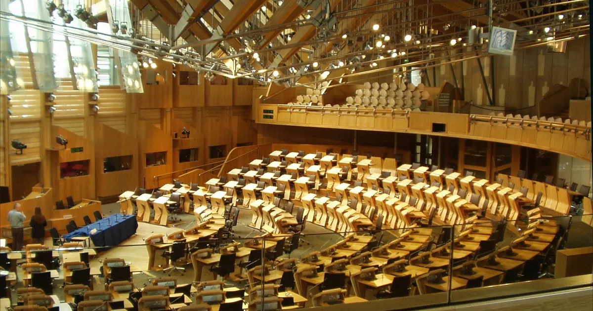 Debating chamber, Scottish Parliament (31-05-2006)