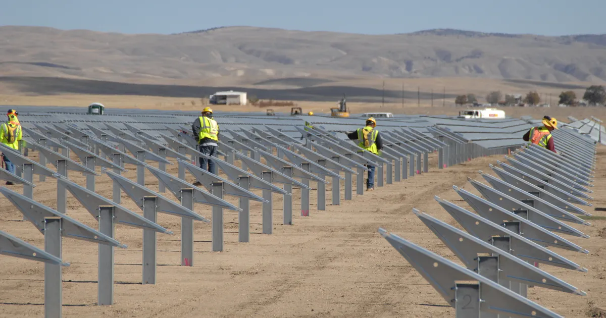 Topaz Solar Farm, maintenance of a huge solar farm with 5 million solar panels