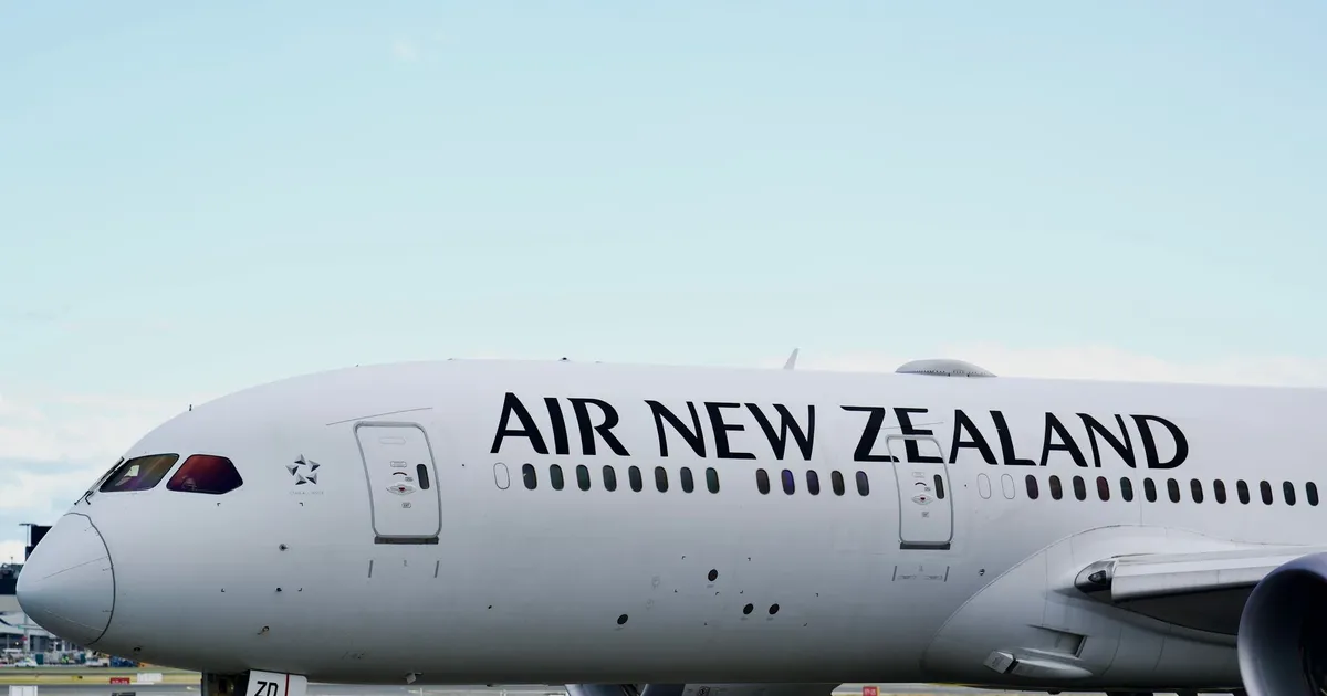 Air New Zealand Boeing 787 Dreamliner on the tarmac at Mascot Airport, Sydney, Australia.