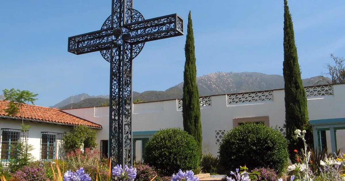 Mt. Calvary Monastery and Retreat House destroyed by fire November 14, 2008